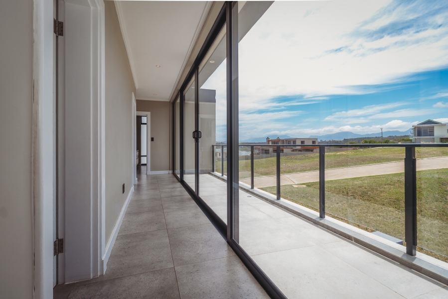 4 Bedroom Property for Sale in Le Grand Golf Estate Western Cape